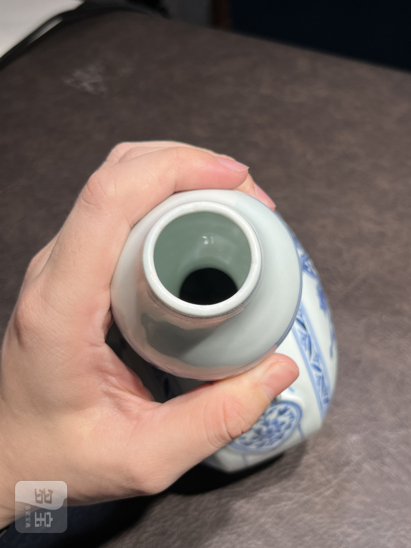 明永乐 青花绶带耳葫芦抱月瓶 - 图10